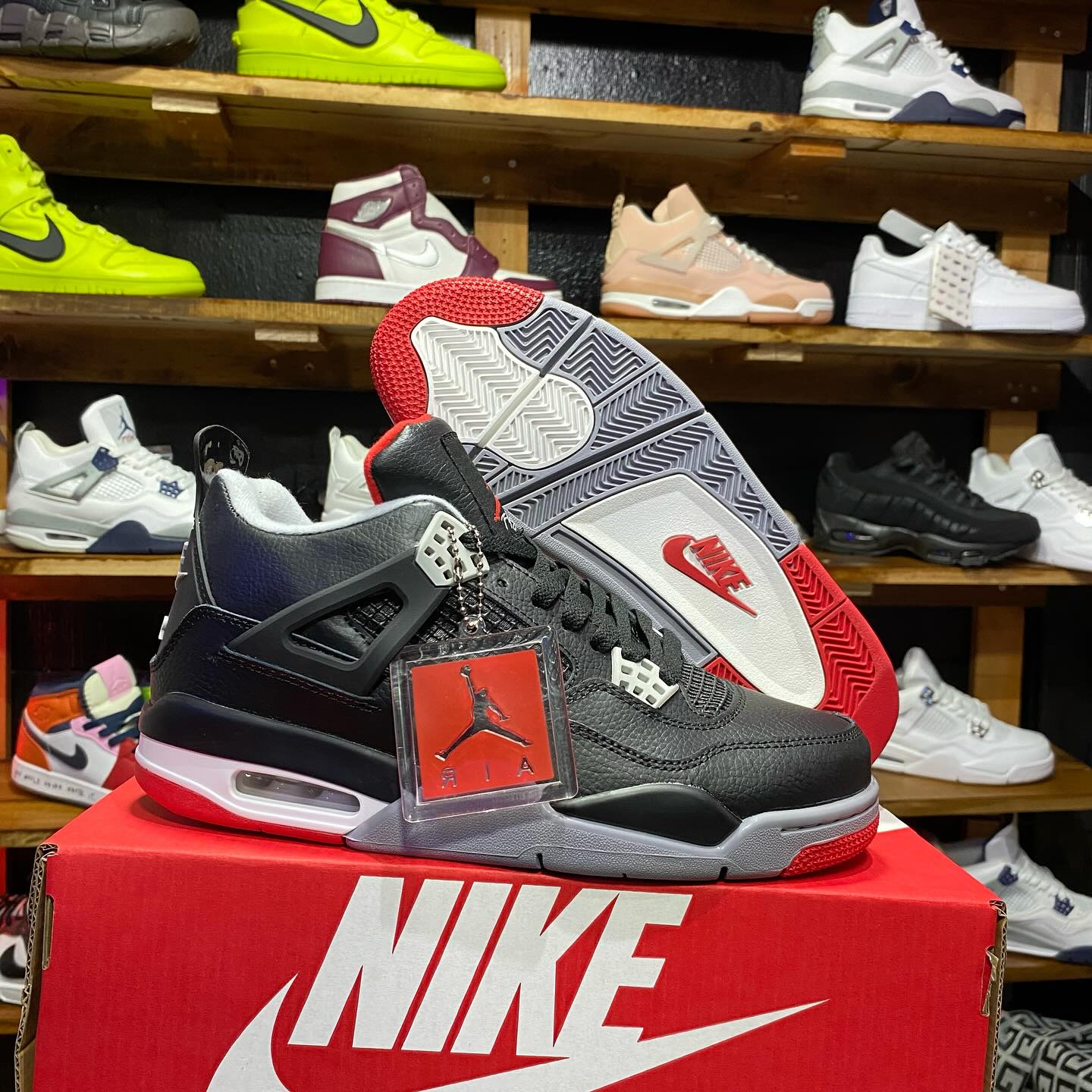 Nike Jordan Retro 4 Red