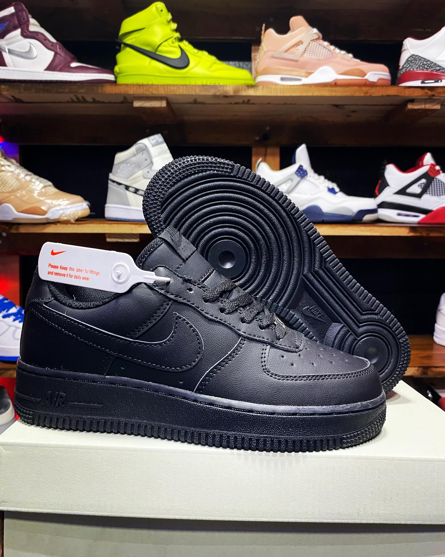Nike Air Force One Low Classic Black