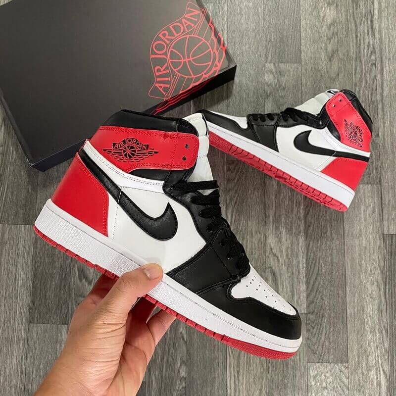 AIR JORDAN 1 RETRO HIGH RED